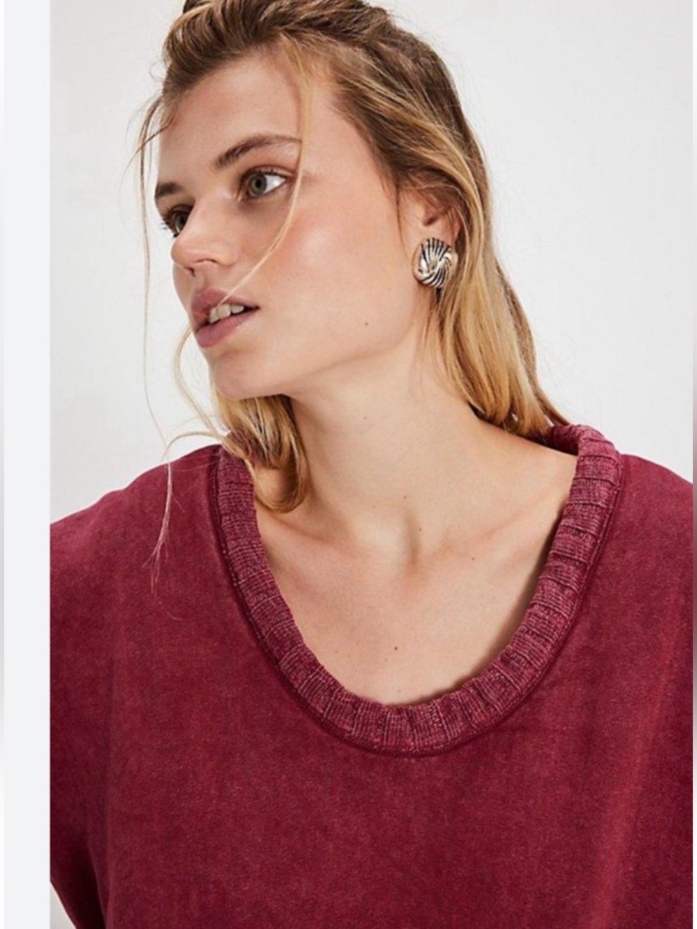 Free People We The Free Drop Sweet Pullover. NWT. Stolen kiss